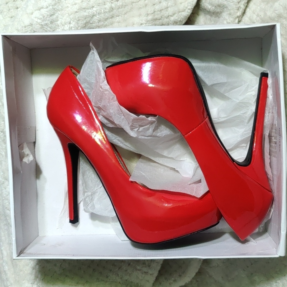Shoe